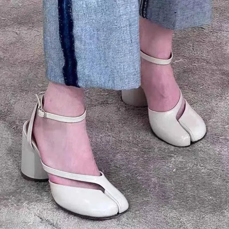 Escarpins Femme Tabi - Talons Épais Bout Fendu Cuir Verni Tendance