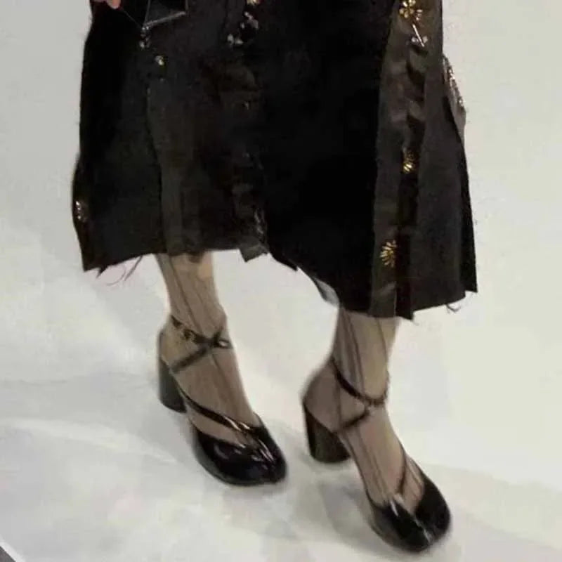 Escarpins Femme Tabi - Talons Épais Bout Fendu Cuir Verni Tendance