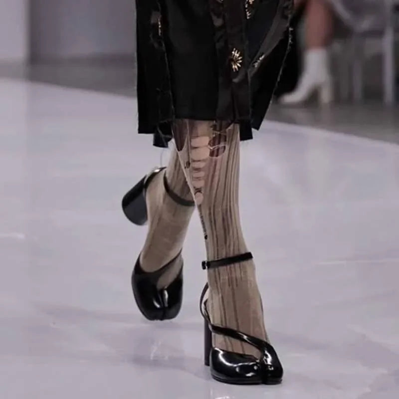 Escarpins Femme Tabi - Talons Épais Bout Fendu Cuir Verni Tendance