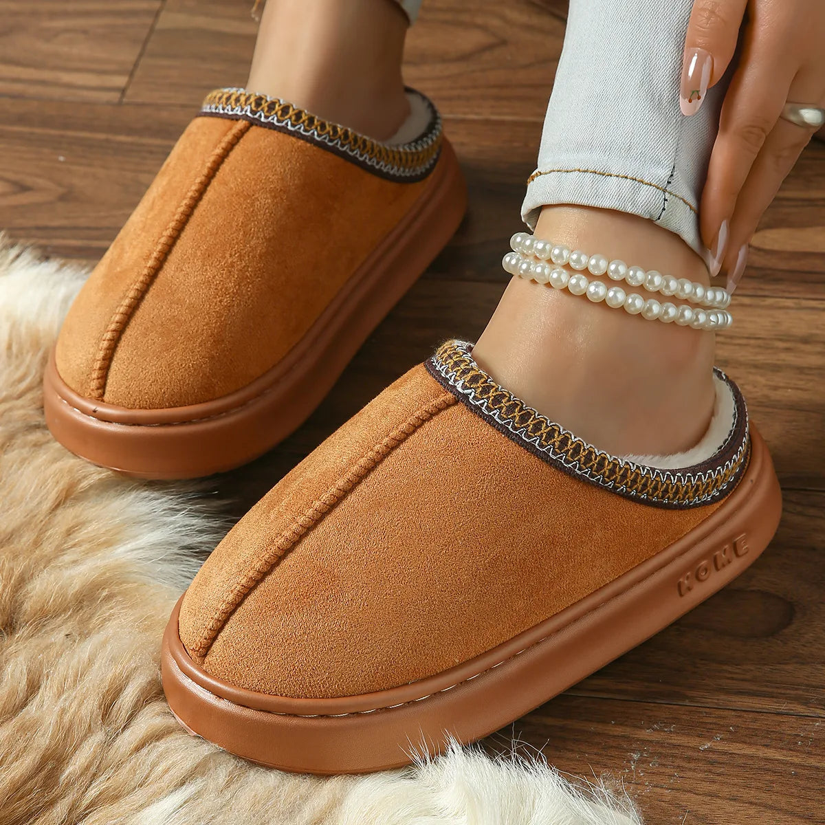 Pantoufles Hiver Femme - Intérieur Peluche Antidérapantes Chaudes